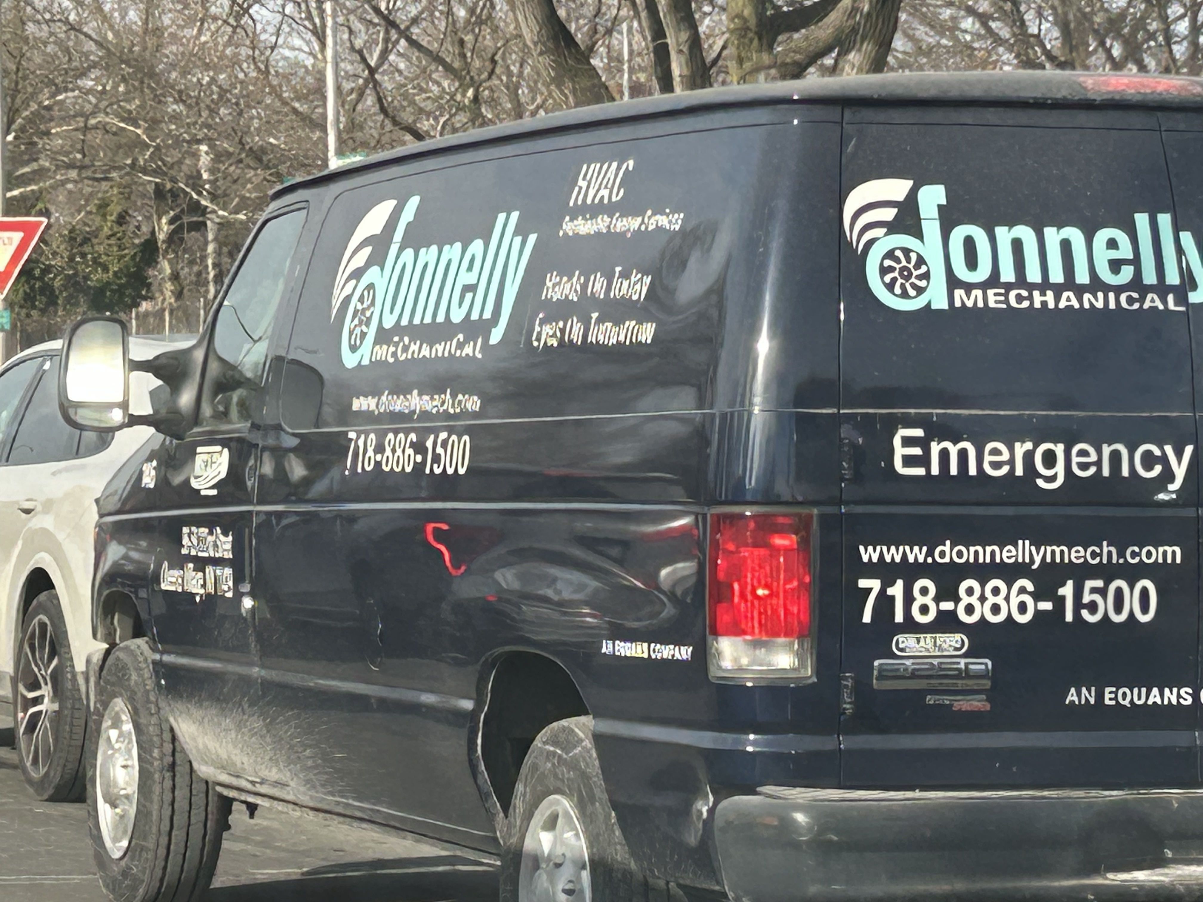 Donnelly Mechanical logo