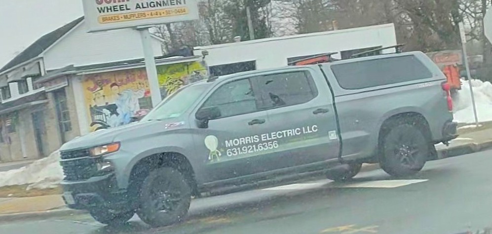 Morris Electric LLC logo