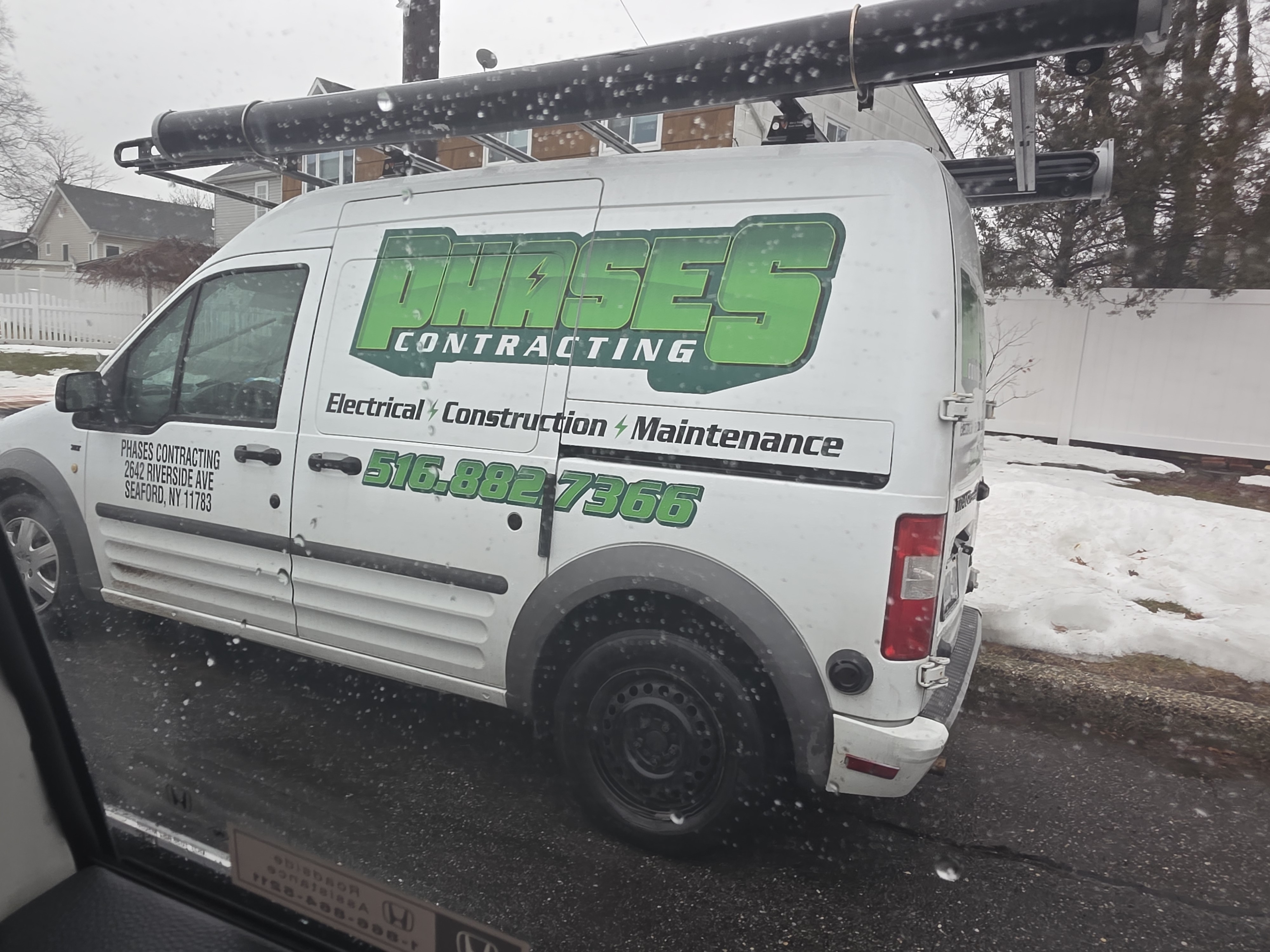 Phases Contracting logo