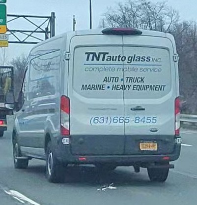 TNT Auto Glass Inc logo