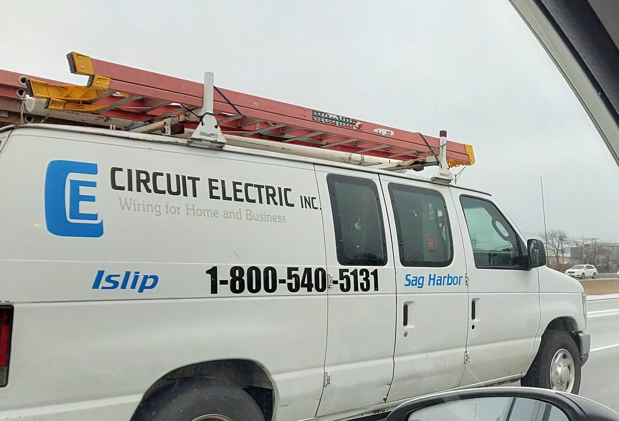 Circuit Electric Inc. logo