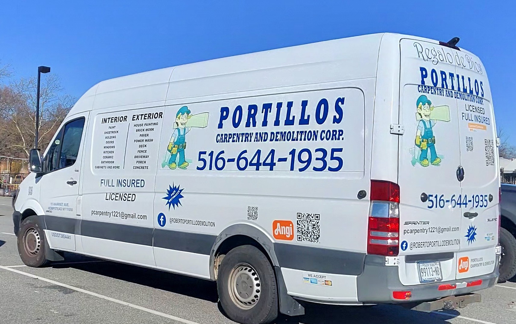Portillos Carpentry and Demolition Corp. logo