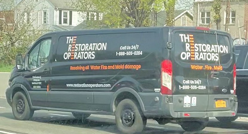 Delphi Plumbing & Heating, Inc. logo