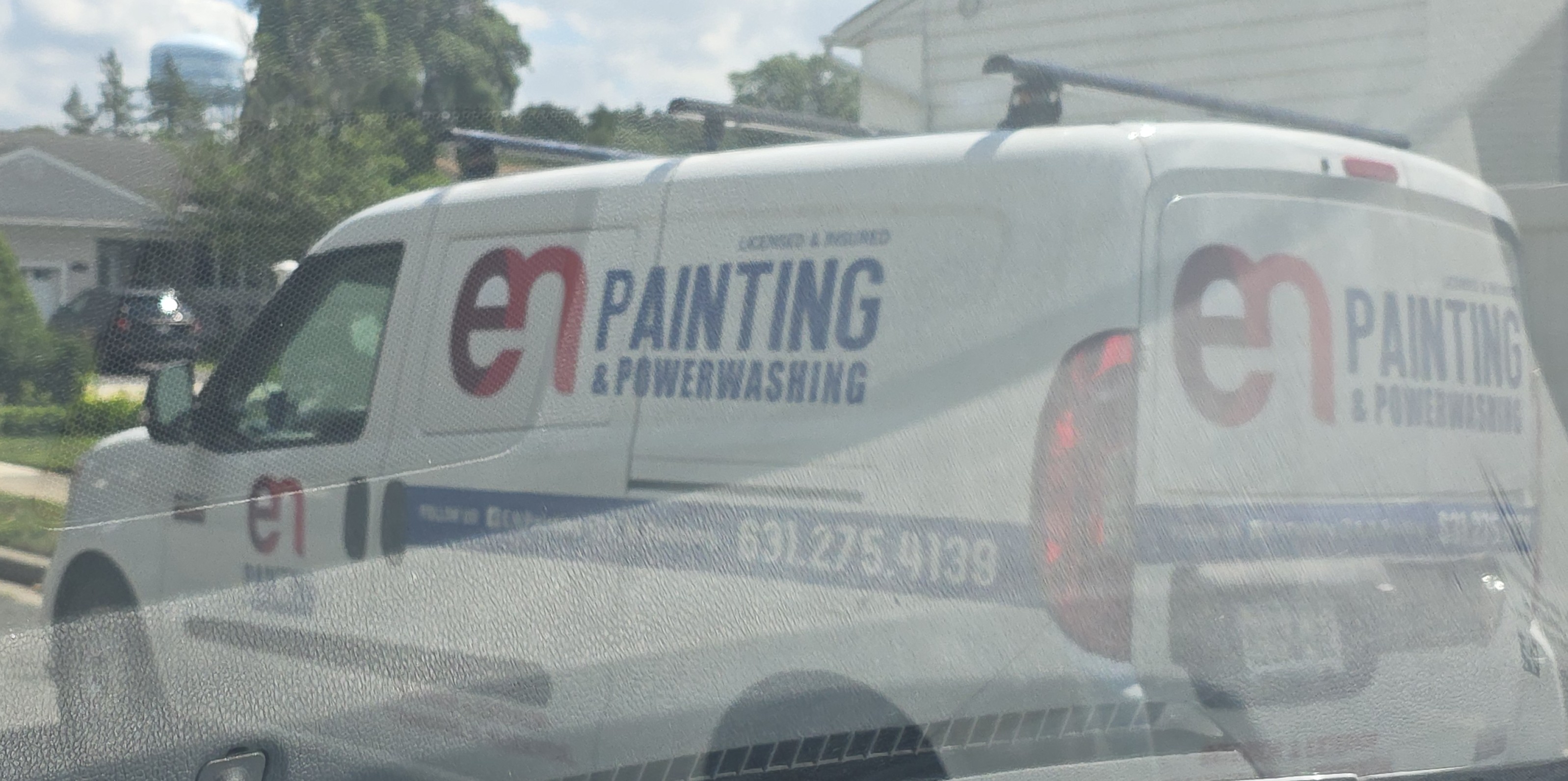 EN Painting & Powerwashing logo